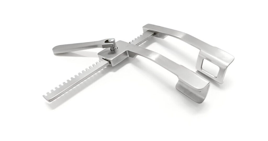 Adult and Pediatric Rib Spreaders in Thoracic Surgery